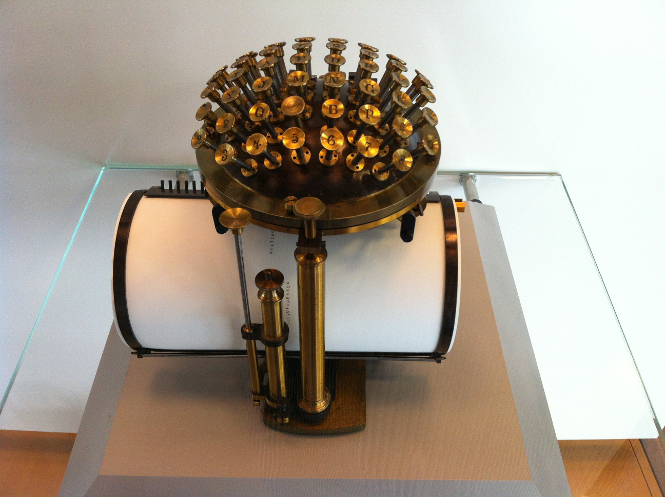 „Nixdorf Museum Schreibmaschine“ von Oliver Ponsold